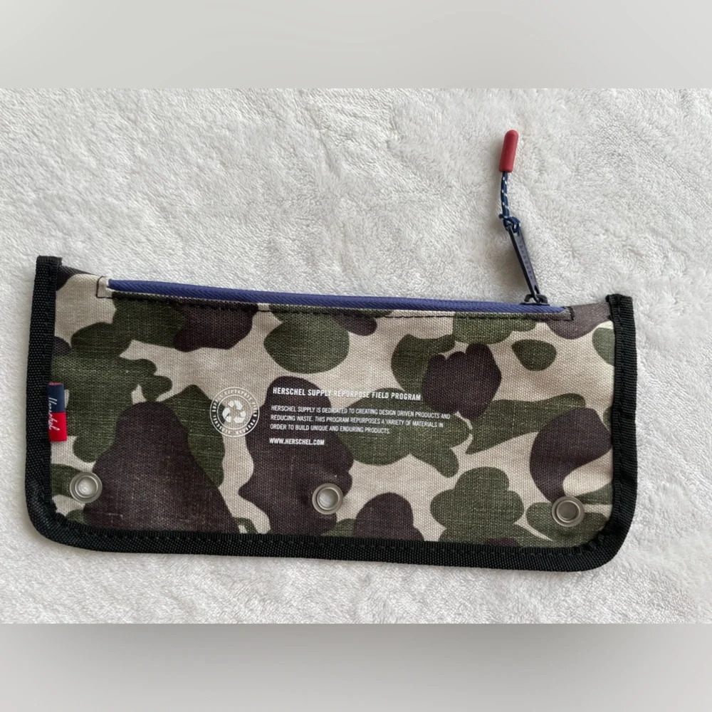 Herschel supply multi camouflage zipper pencil pouch